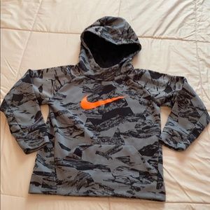 Nike hooded sweatshirt size 6